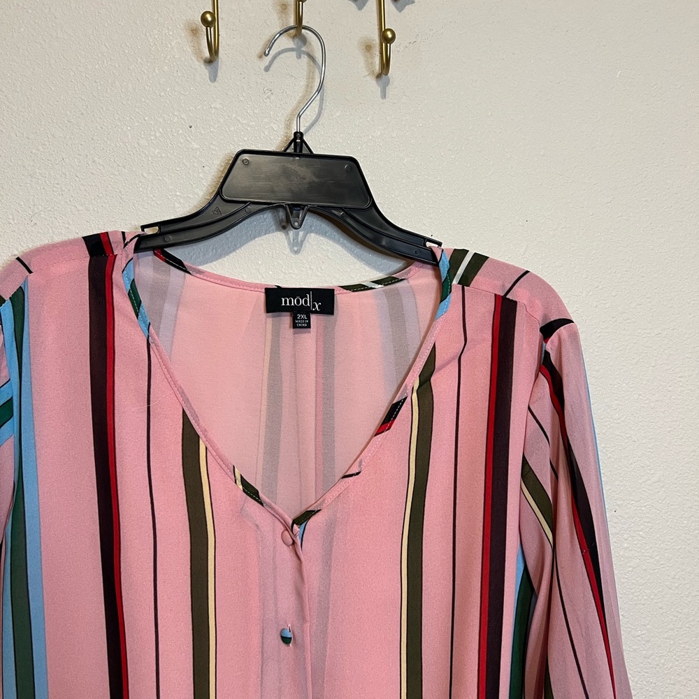 Striped Button-Up Blouse with Tie Waist in dusty rose and stripes. Size 2X - Picture 2 of 5